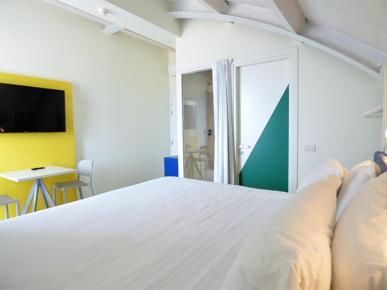 Hotel Trevi Белариа-Игеа Марина Екстериор снимка