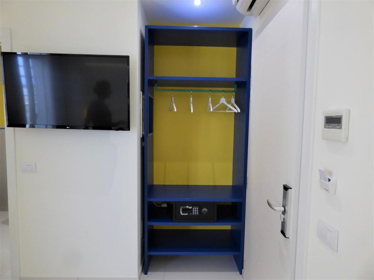 Hotel Trevi Белариа-Игеа Марина Екстериор снимка