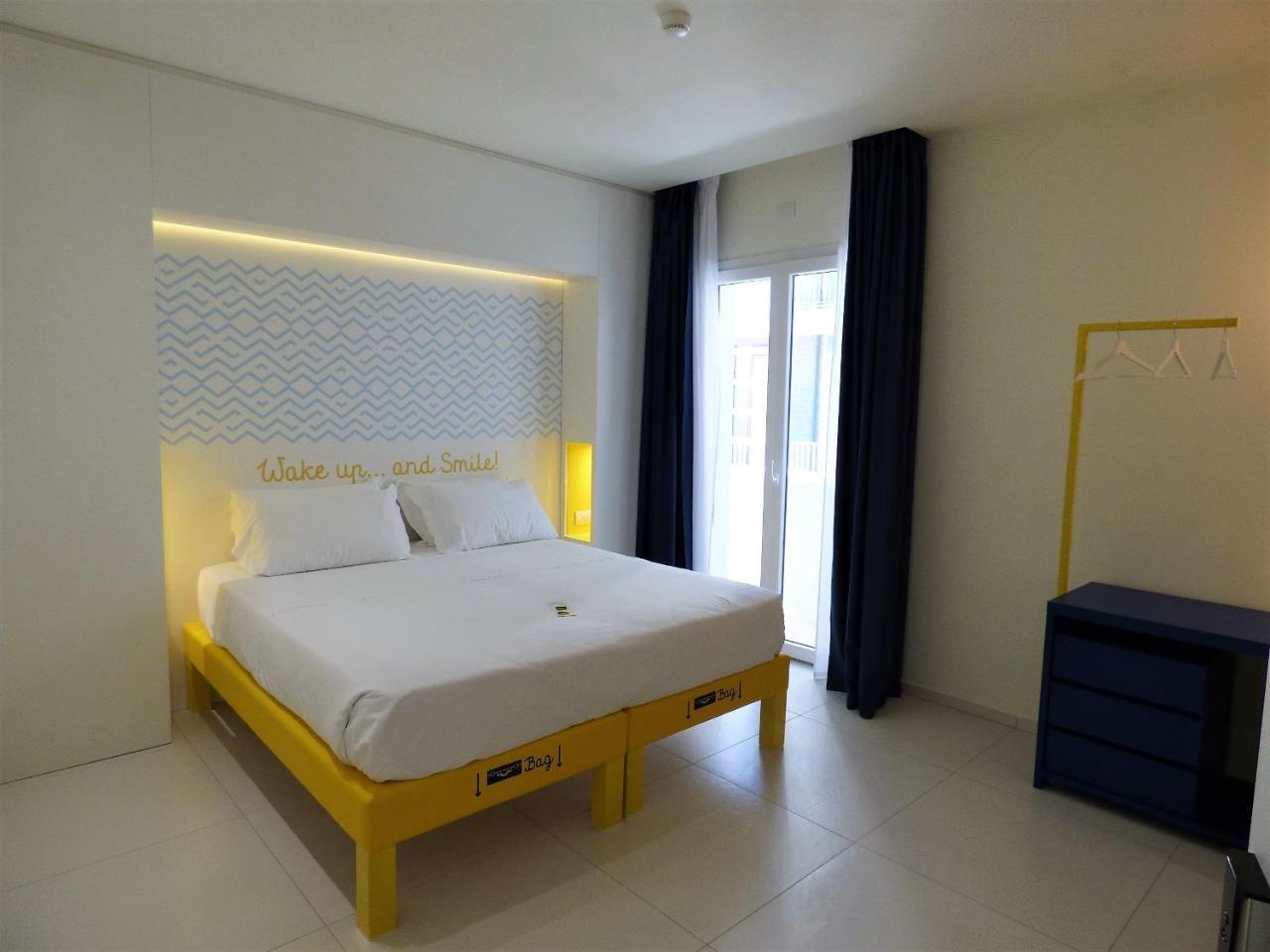 Hotel Trevi Белариа-Игеа Марина Екстериор снимка